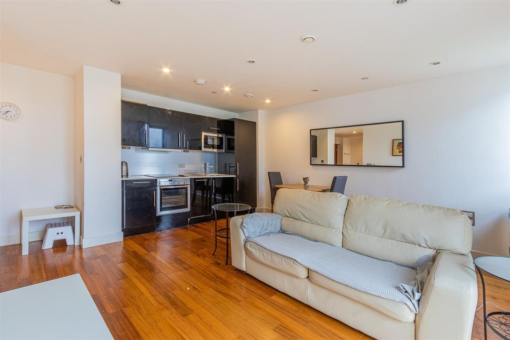 Property photo 3 of 13 The Hayes 169 (2 Of 12).Jpg
