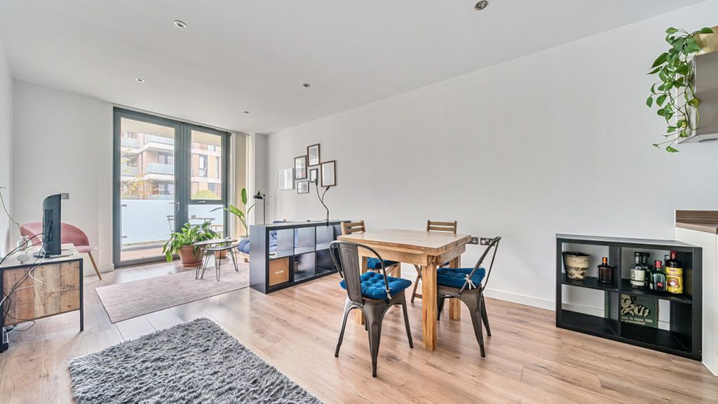 Property photo 1 of 19