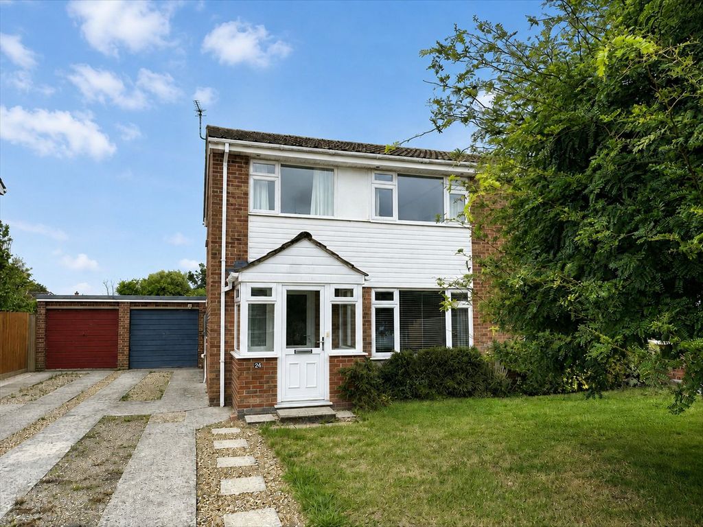 Property photo 1 of 12