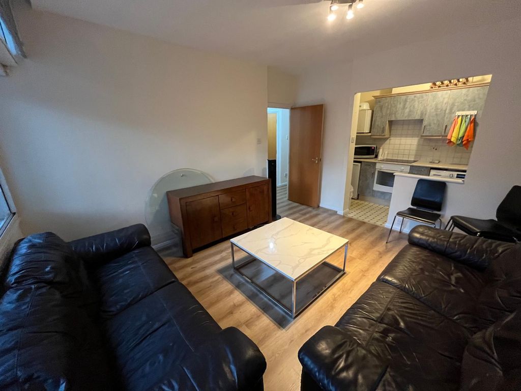 Property photo 2 of 15