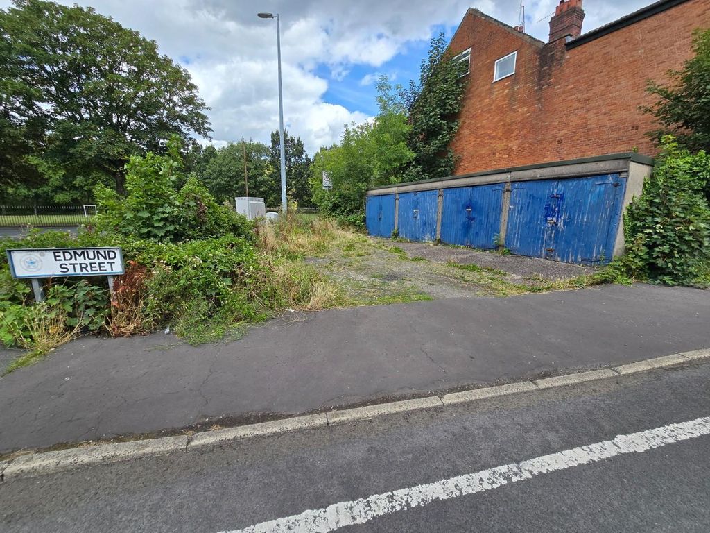 Property photo 1 of 4 Site