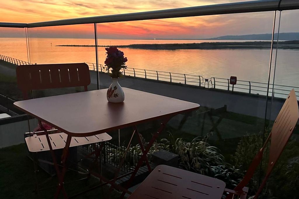 Property photo 1 of 43 Balcony Sunset