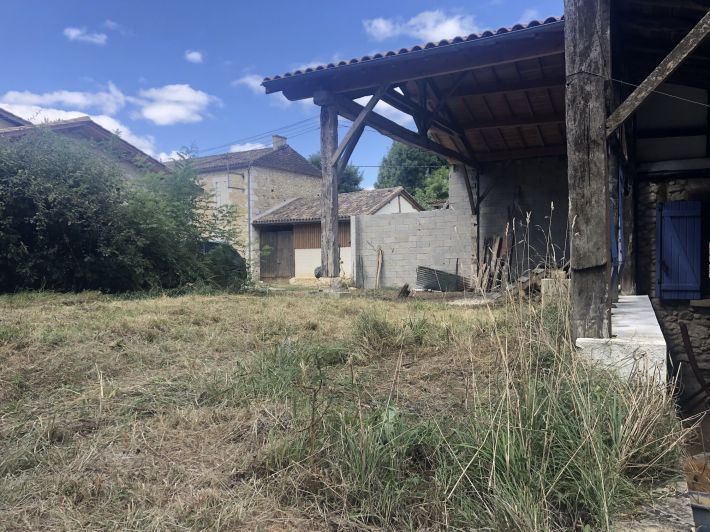 Property photo 3 of 18