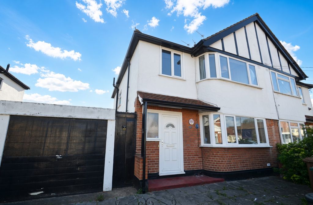 Property photo 1 of 11 0Poty