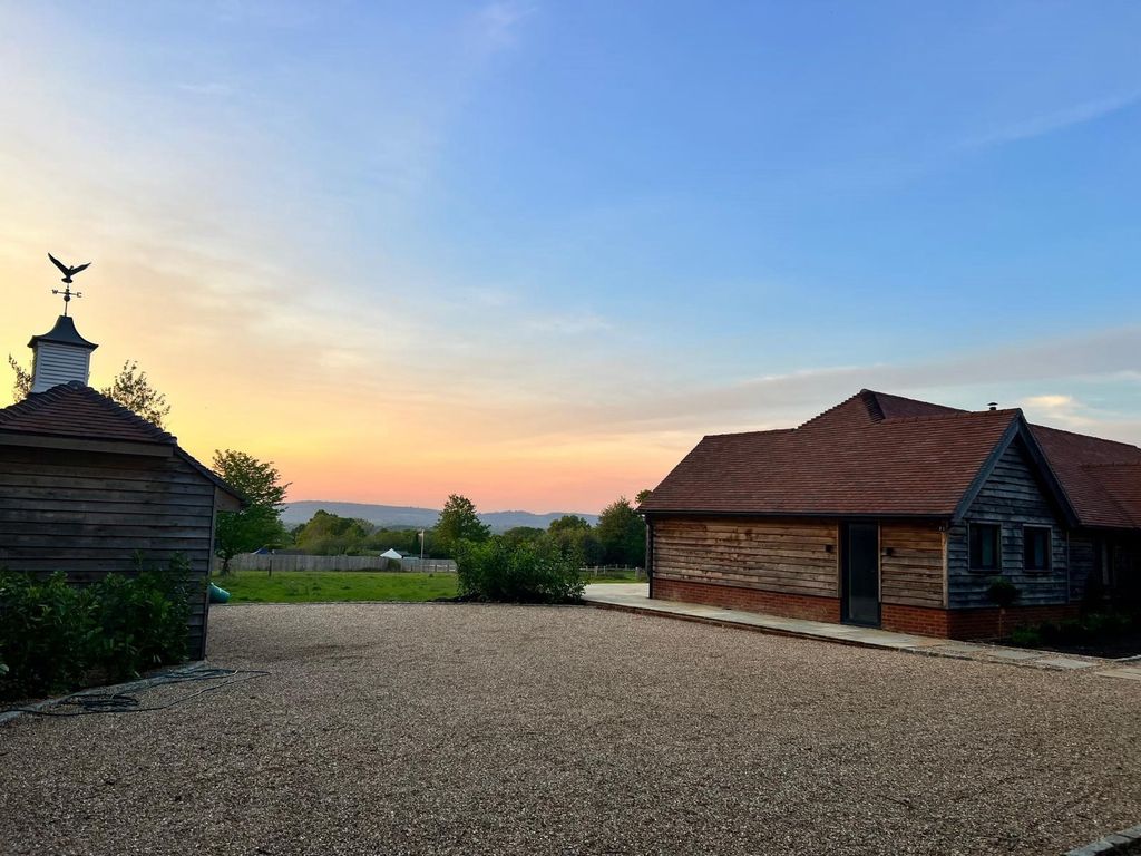 Property photo 3 of 43 Photo 41