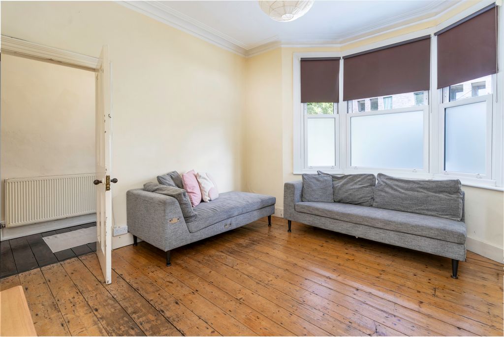 Property photo 1 of 15 Picture No. 05