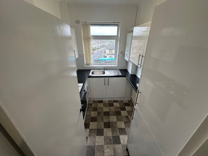 Property photo 2 of 15 Kitchen