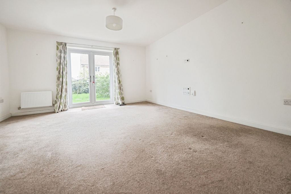 Property photo 3 of 9 4423994