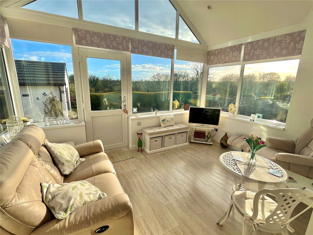 Property photo 2 of 28 Picture No. 09