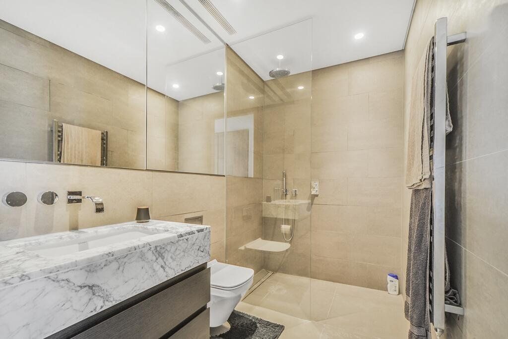 Property photo 2 of 29