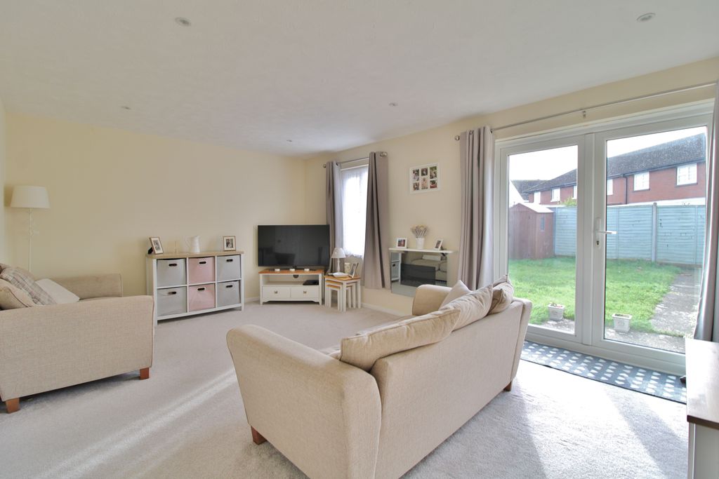 Property photo 3 of 17
