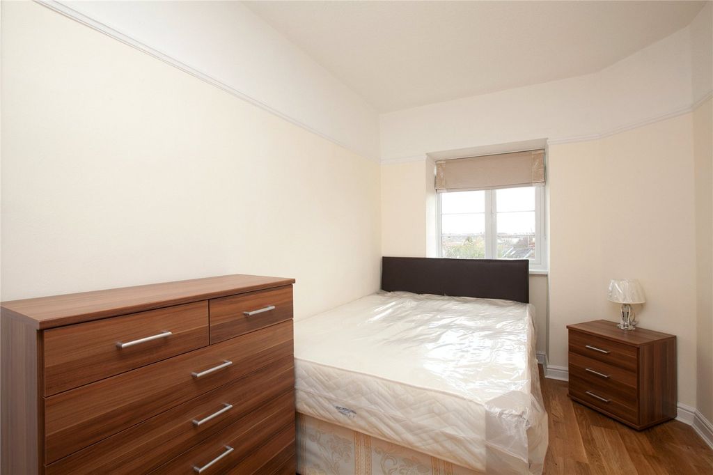 Property photo 3 of 9 Picture No. 11