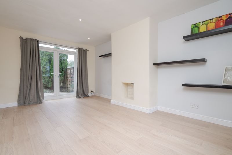 Property photo 3 of 31 Photo 11