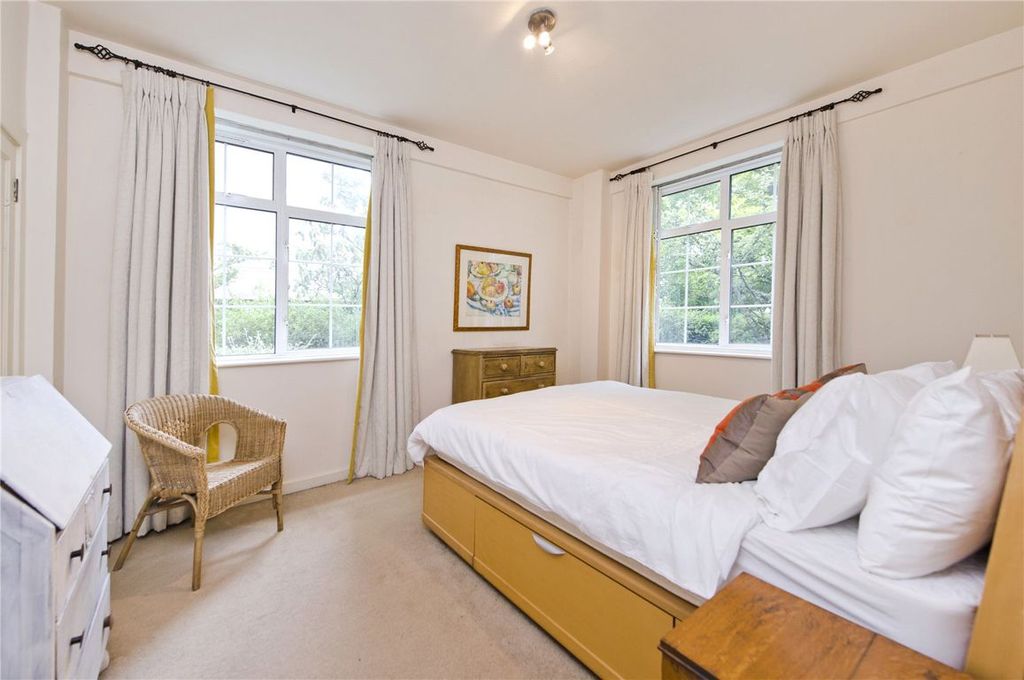 Property photo 3 of 7