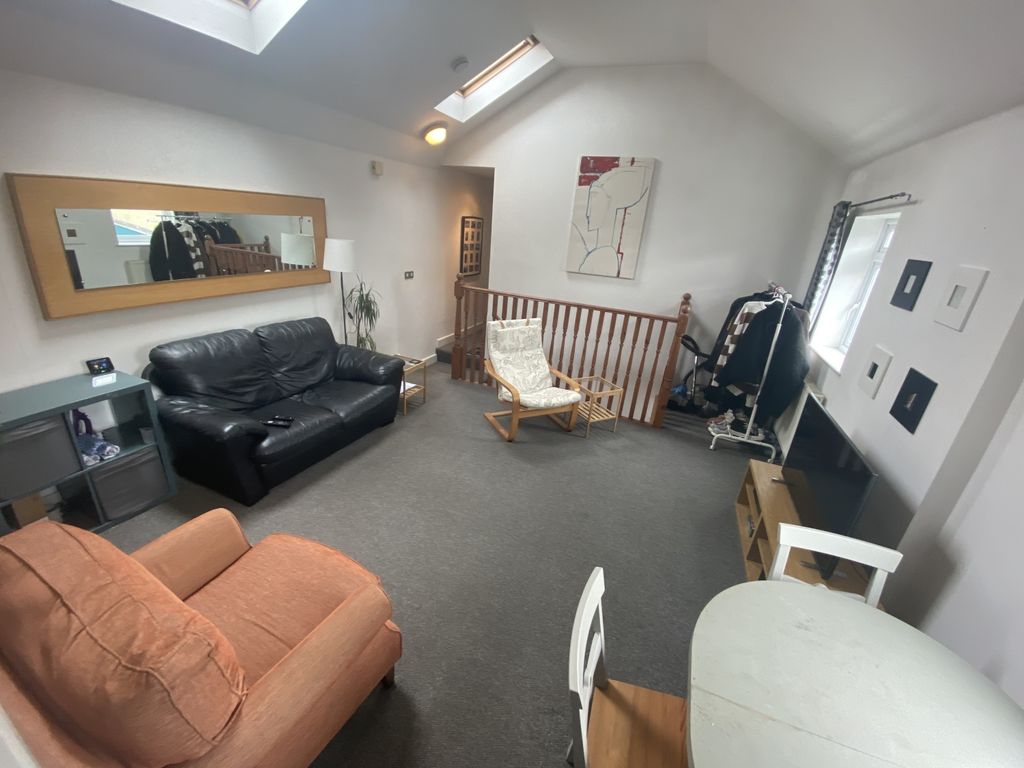 Property photo 2 of 8 Img_7985