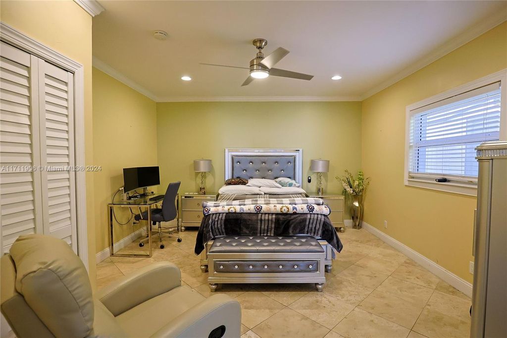 Property photo 2 of 14 <Alttext/>