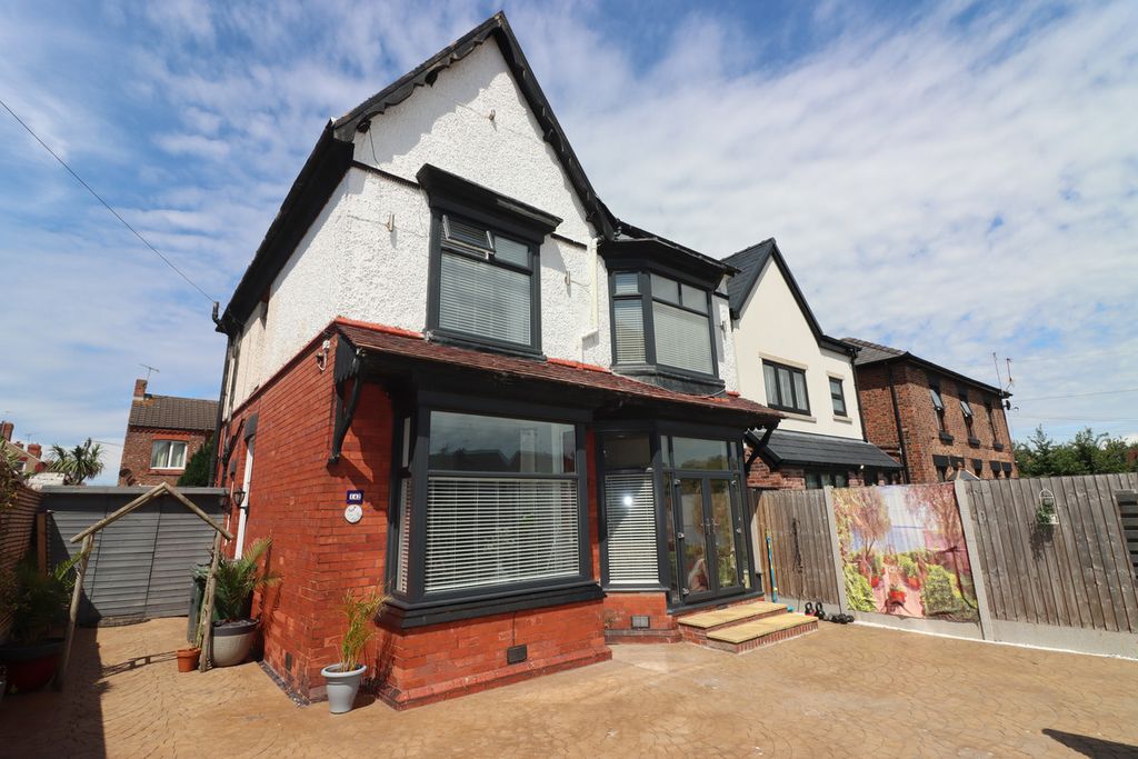 Property photo 1 of 36