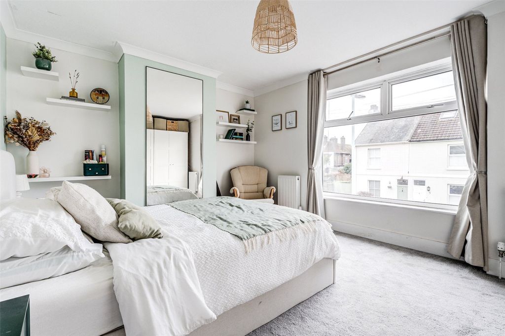 Property photo 3 of 17 Picture No. 17