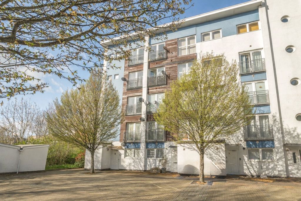 Property photo 1 of 9 Picture No. 33