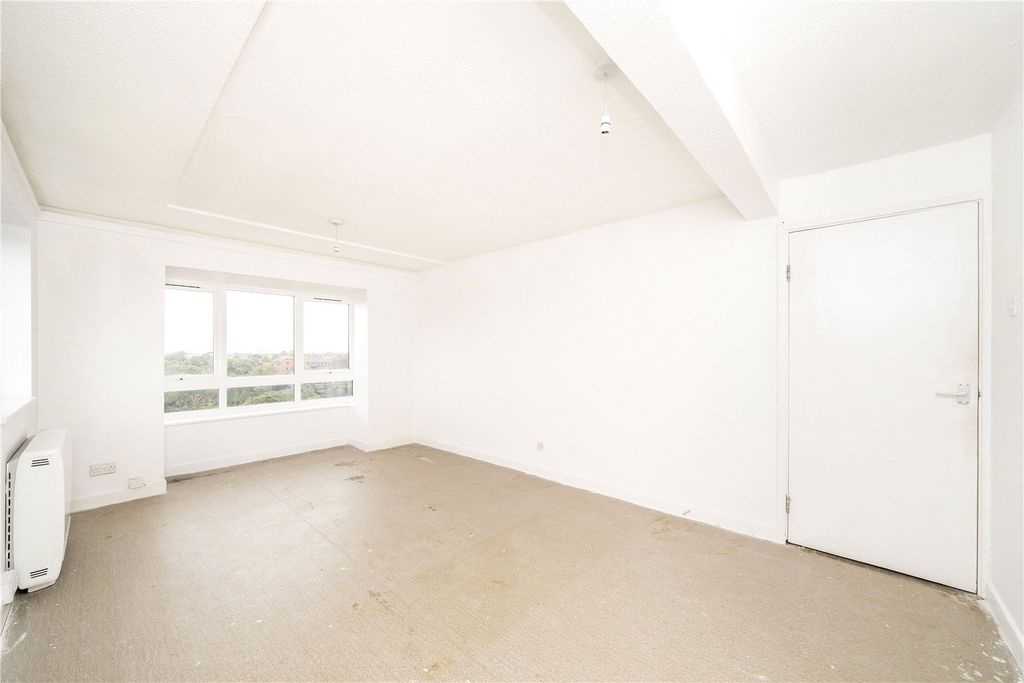 Property photo 3 of 9 Picture No. 12