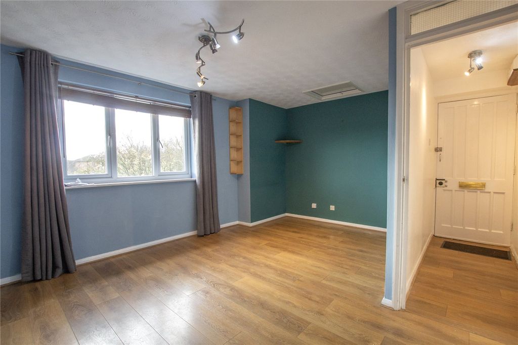 Property photo 2 of 9 Picture No. 06