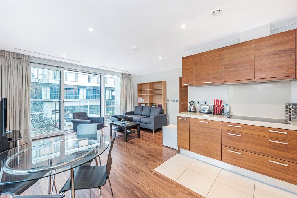 Property photo 3 of 12 Picture No. 04