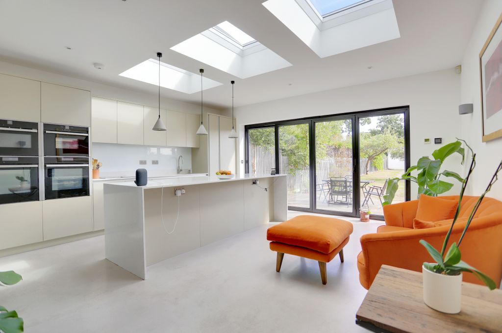 Property photo 2 of 15 Img_0530-Img_0532
