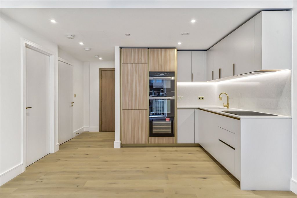 Property photo 3 of 15 Picture No. 08