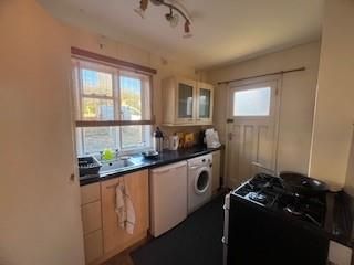 Property photo 3 of 14 Kitchen