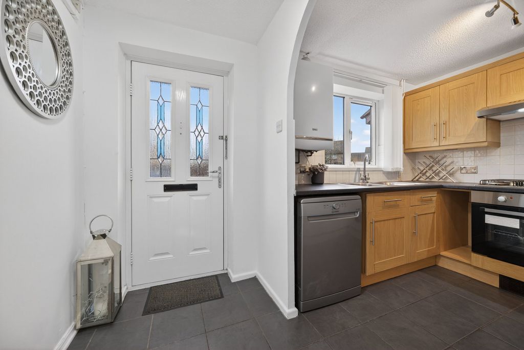 Property photo 2 of 43
