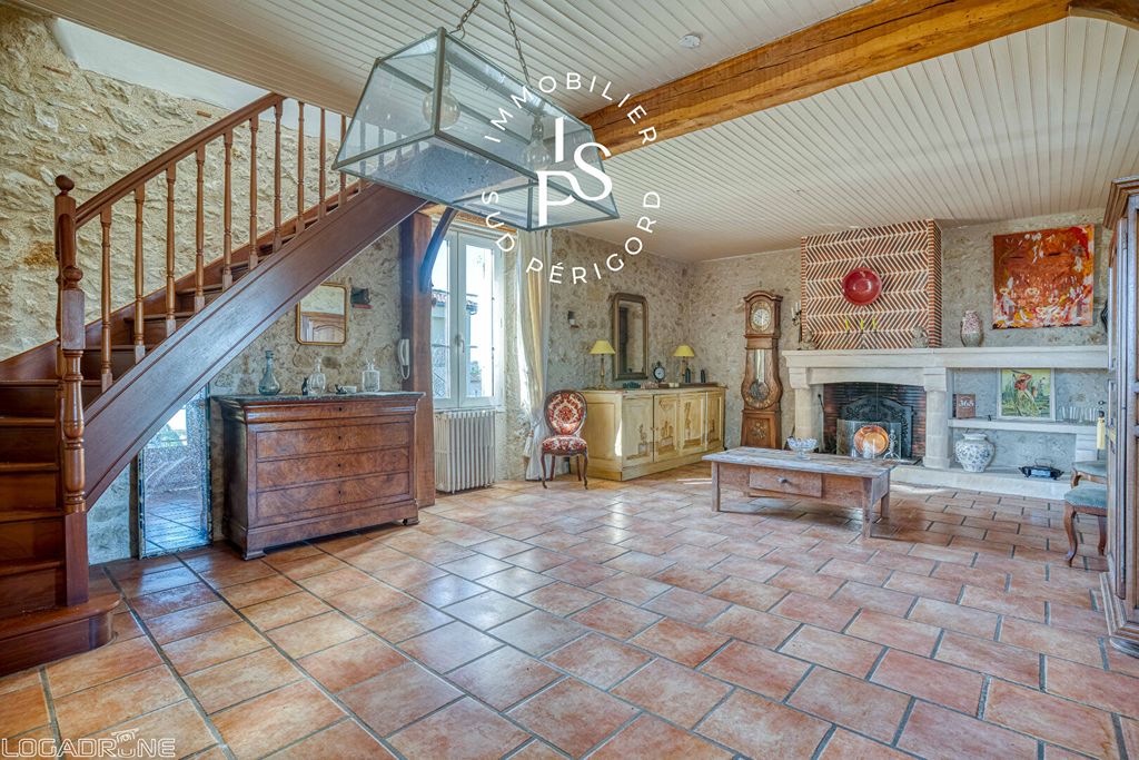 Property photo 3 of 18 53113060c