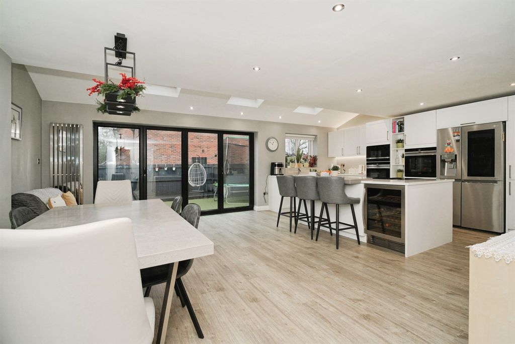 Property photo 2 of 19 Kitchen Family Room