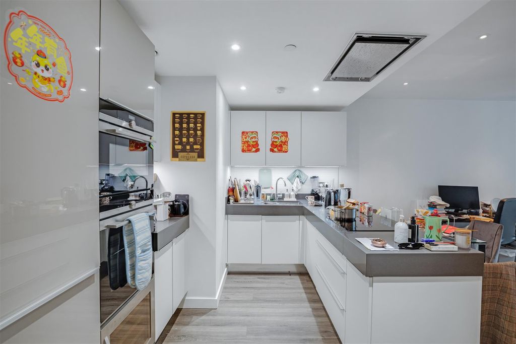 Property photo 3 of 14 08-B29883001-Pmsc-Jj-Catalina House-8.Jpg