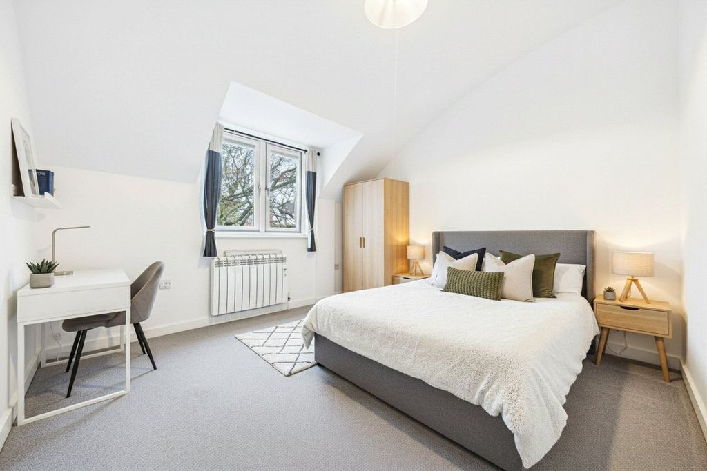 Property photo 3 of 7 Picture No. 09