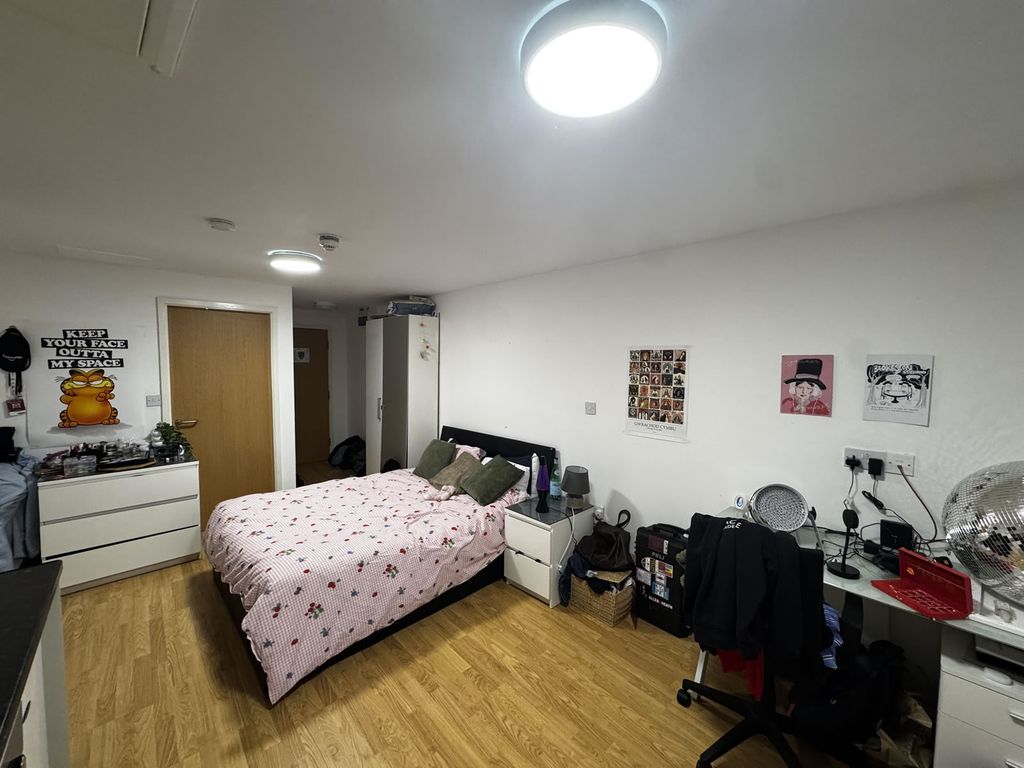 Property photo 2 of 8 Bridge8475585Img_1402.Jpg