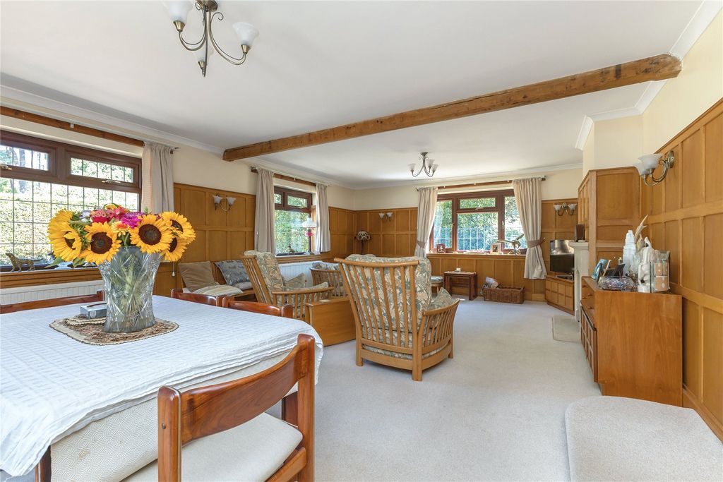 Property photo 2 of 25 Picture No. 13