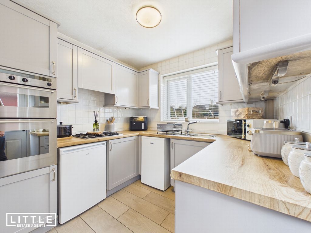 Property photo 3 of 24 Photo 18