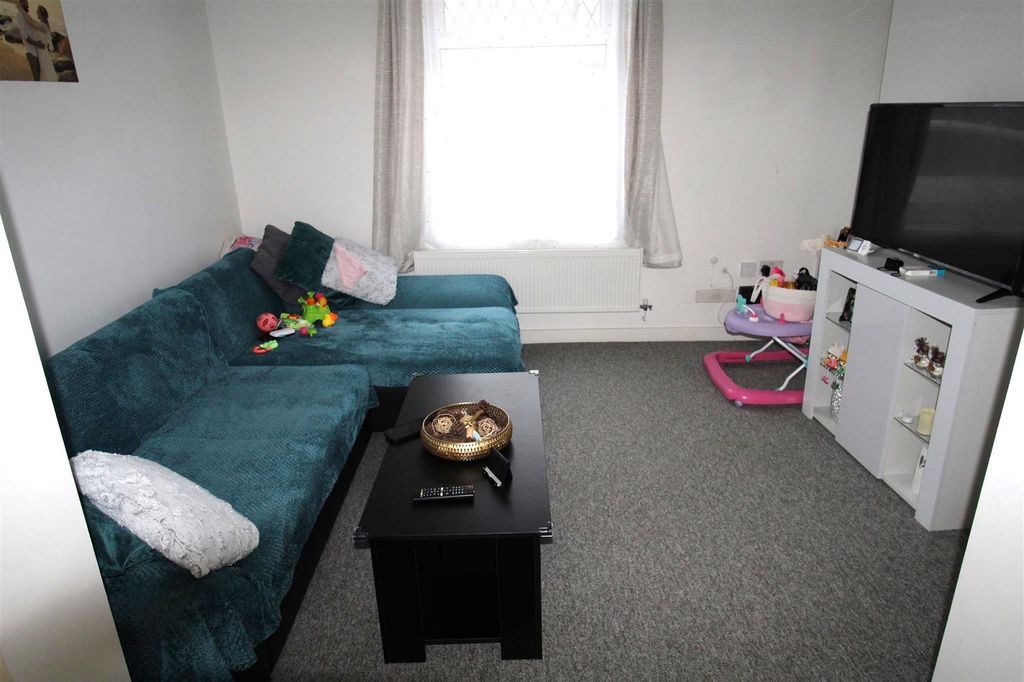 Property photo 2 of 14 Not Specified