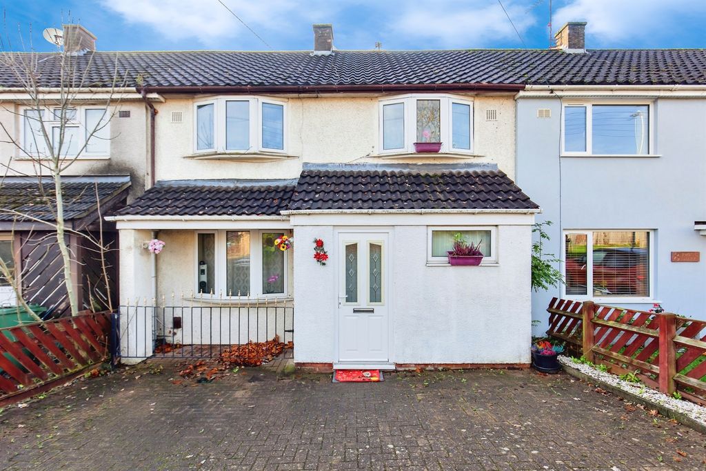 Property photo 1 of 16