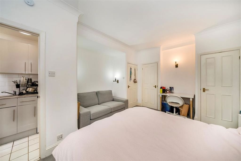 Property photo 3 of 3