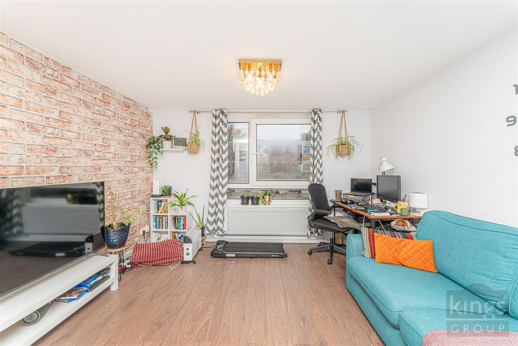 Property photo 3 of 13 Living Room