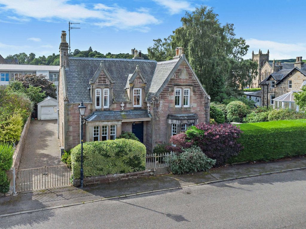 Property photo 1 of 26 Brantwood