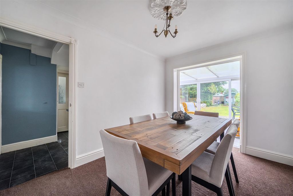 Property photo 3 of 17 Dining Room