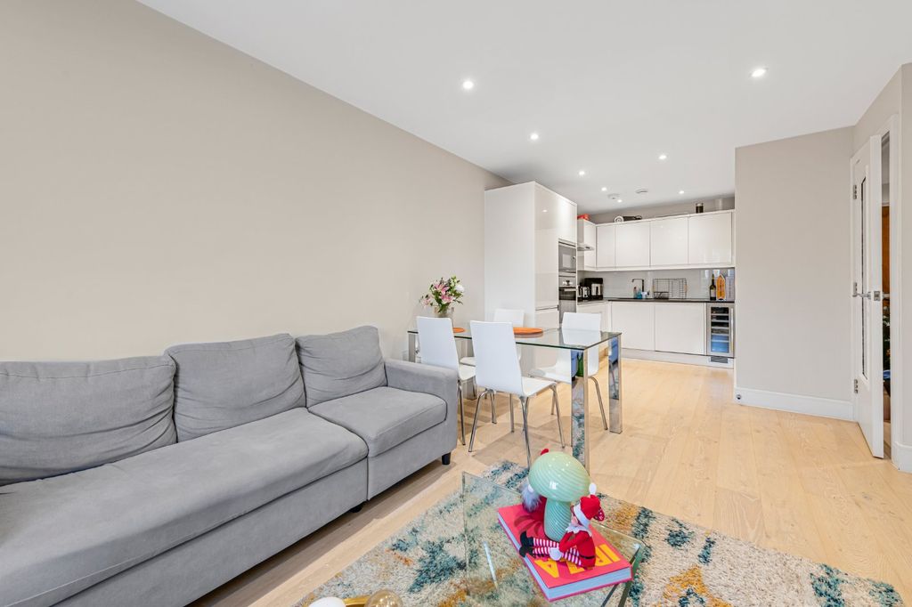 Property photo 2 of 8 Picture No. 06