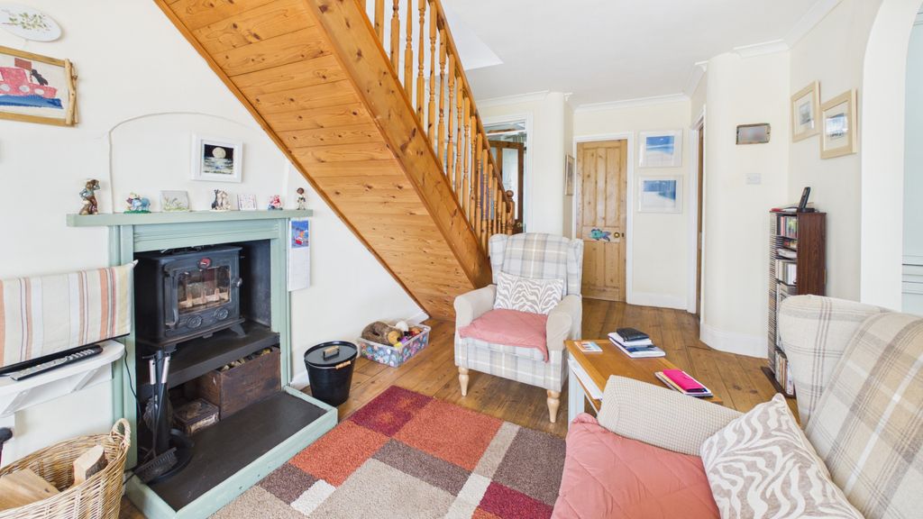 Property photo 3 of 23 Gallery