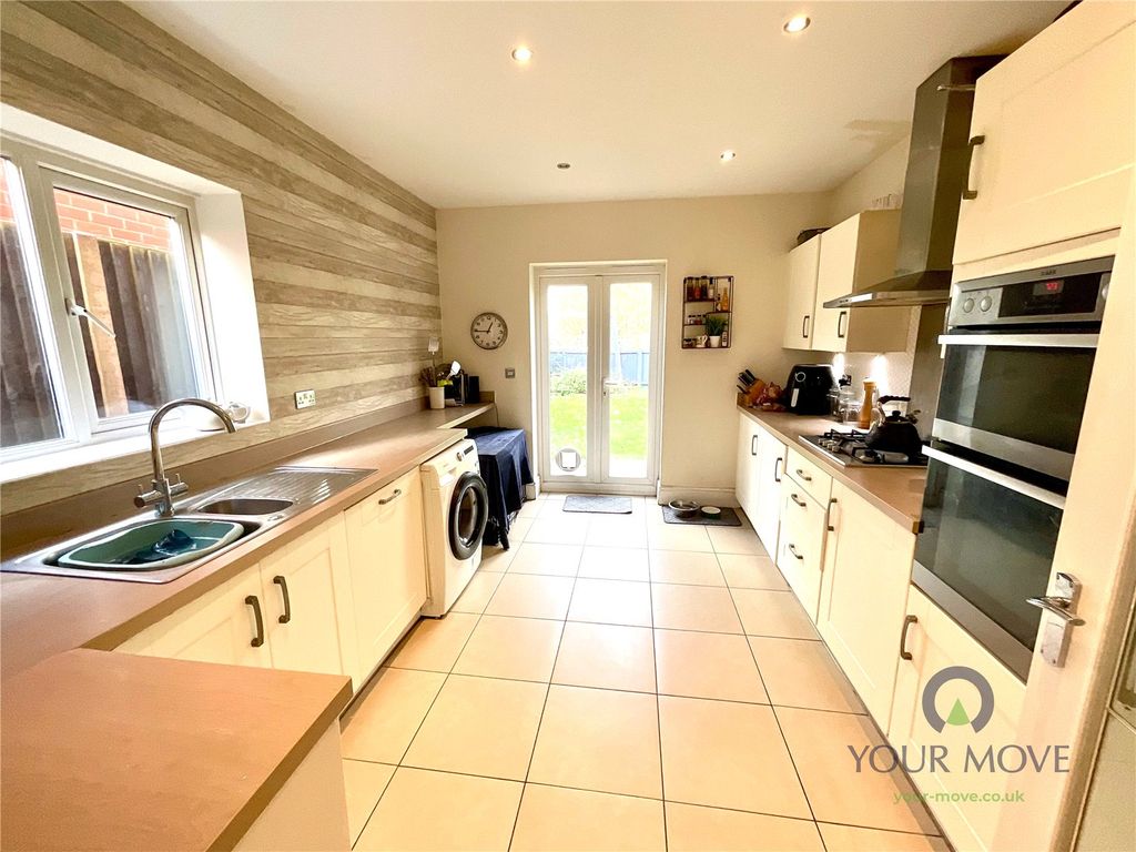 Property photo 3 of 15 Picture No. 07