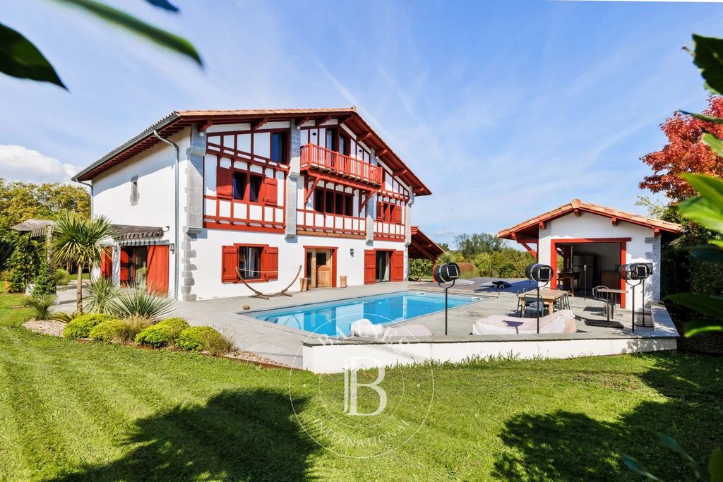 Property photo 2 of 29