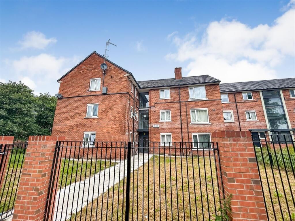 Property photo 1 of 11