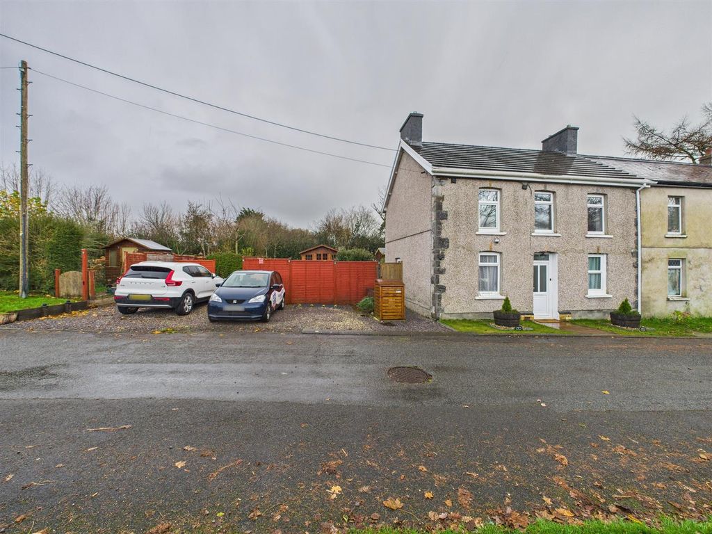 Property photo 2 of 28 Cam04045G0-Pr0043-Still029.Jpg