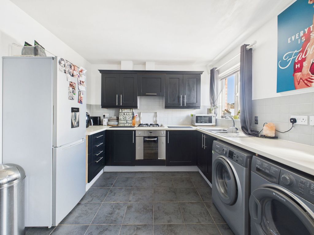 Property photo 3 of 9